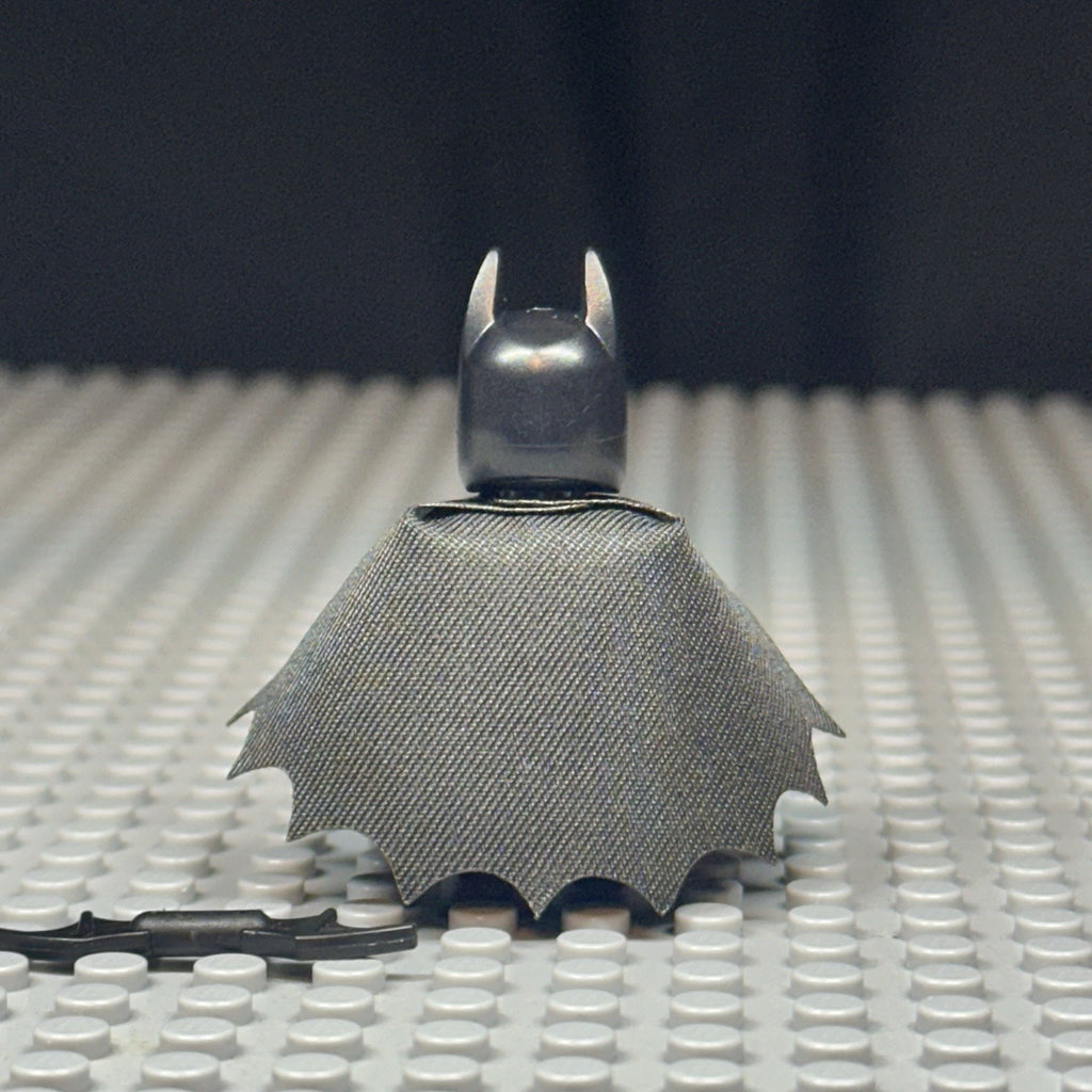 Futuristic Shadow Knight Minifigure type 1