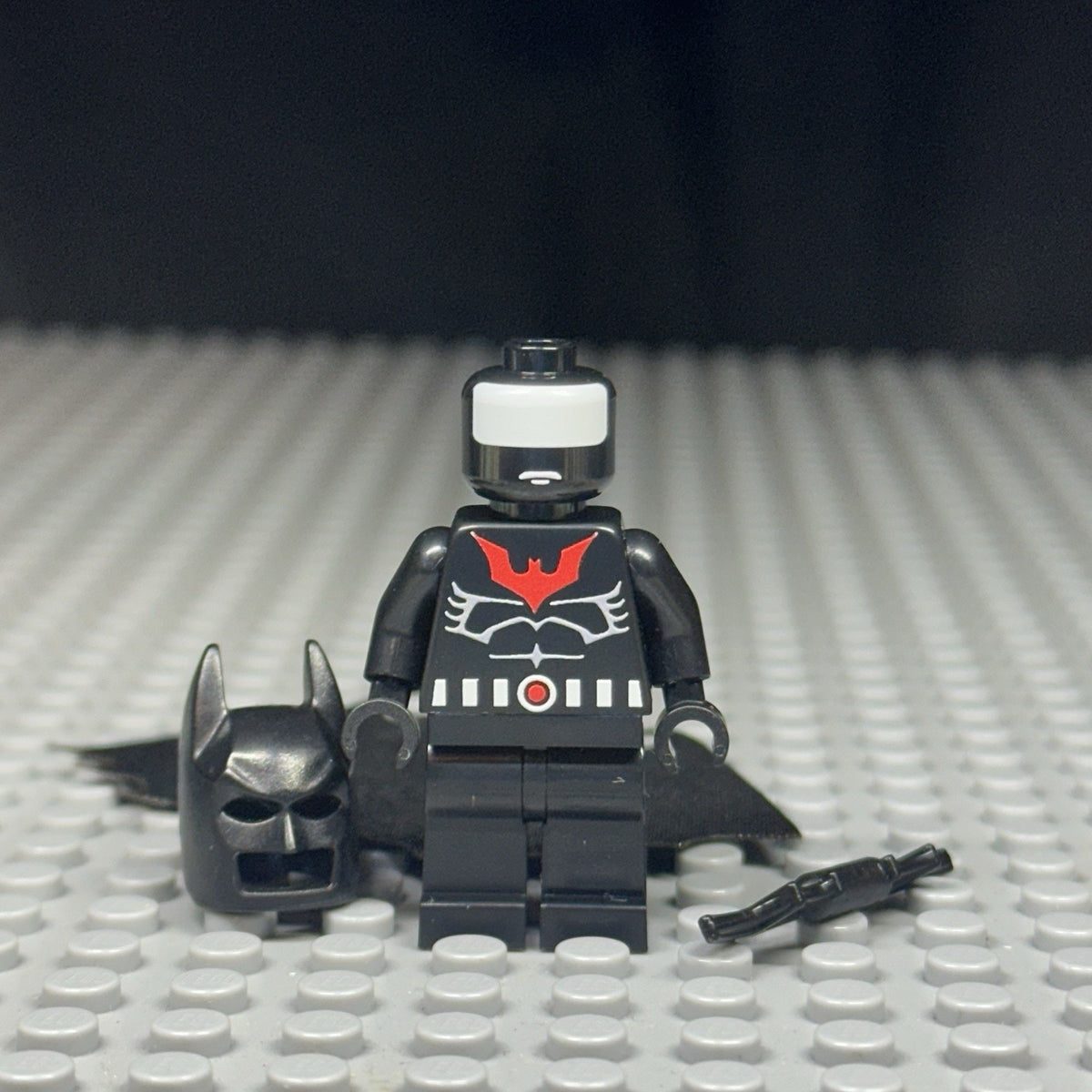 Futuristic Shadow Knight Minifigure type 2