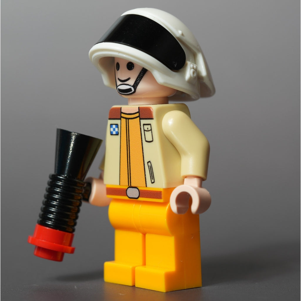 TCS Rebel friend minifigure