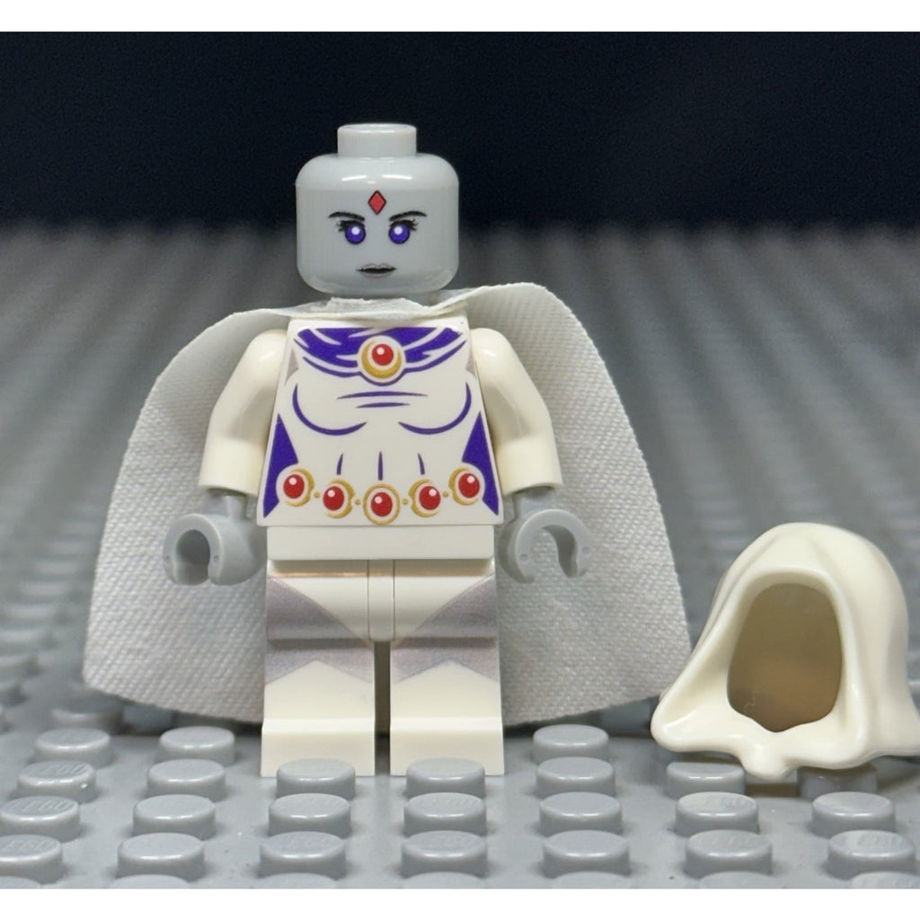 White Sorceress Minifigure