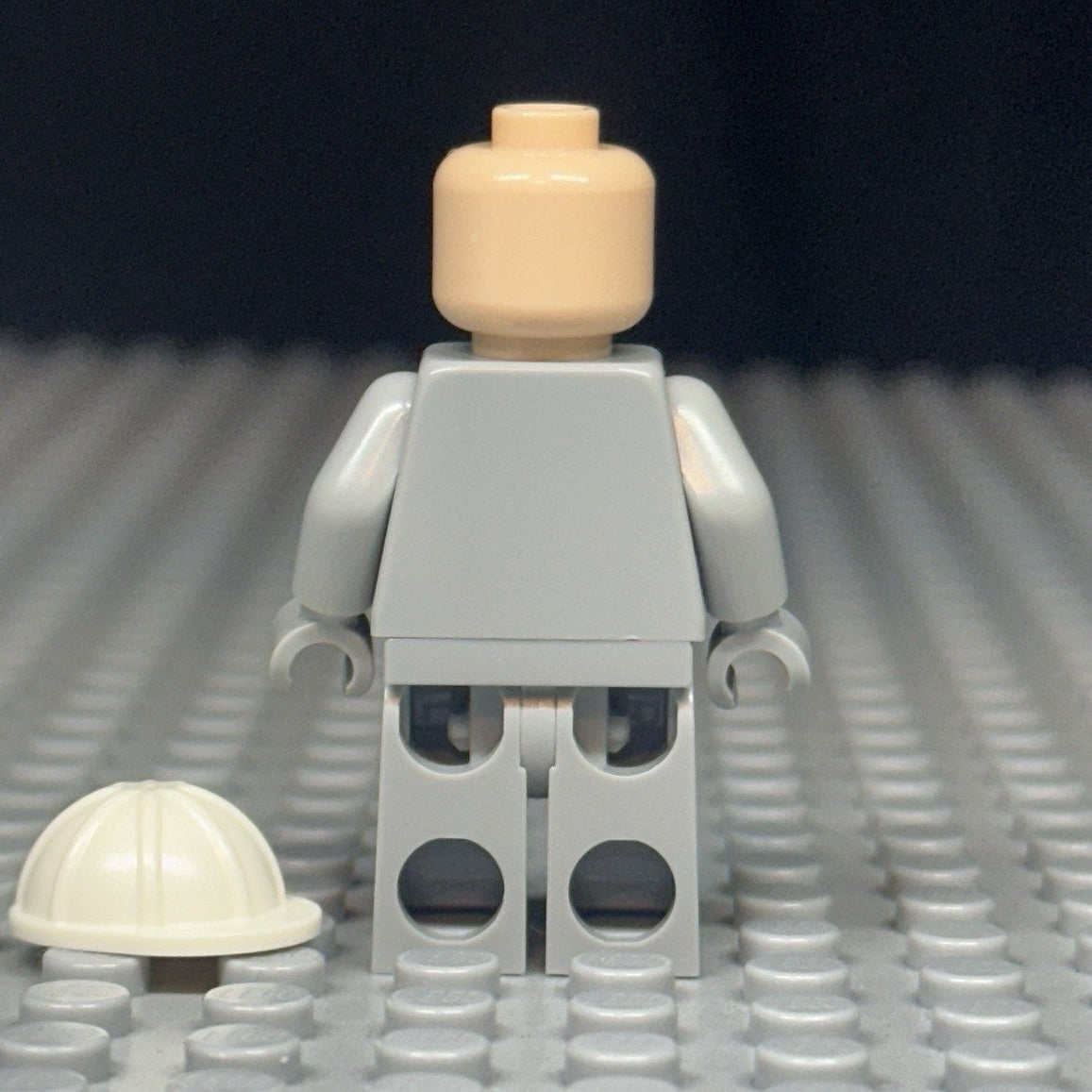 TCS Deadly Star engineer Minifigure