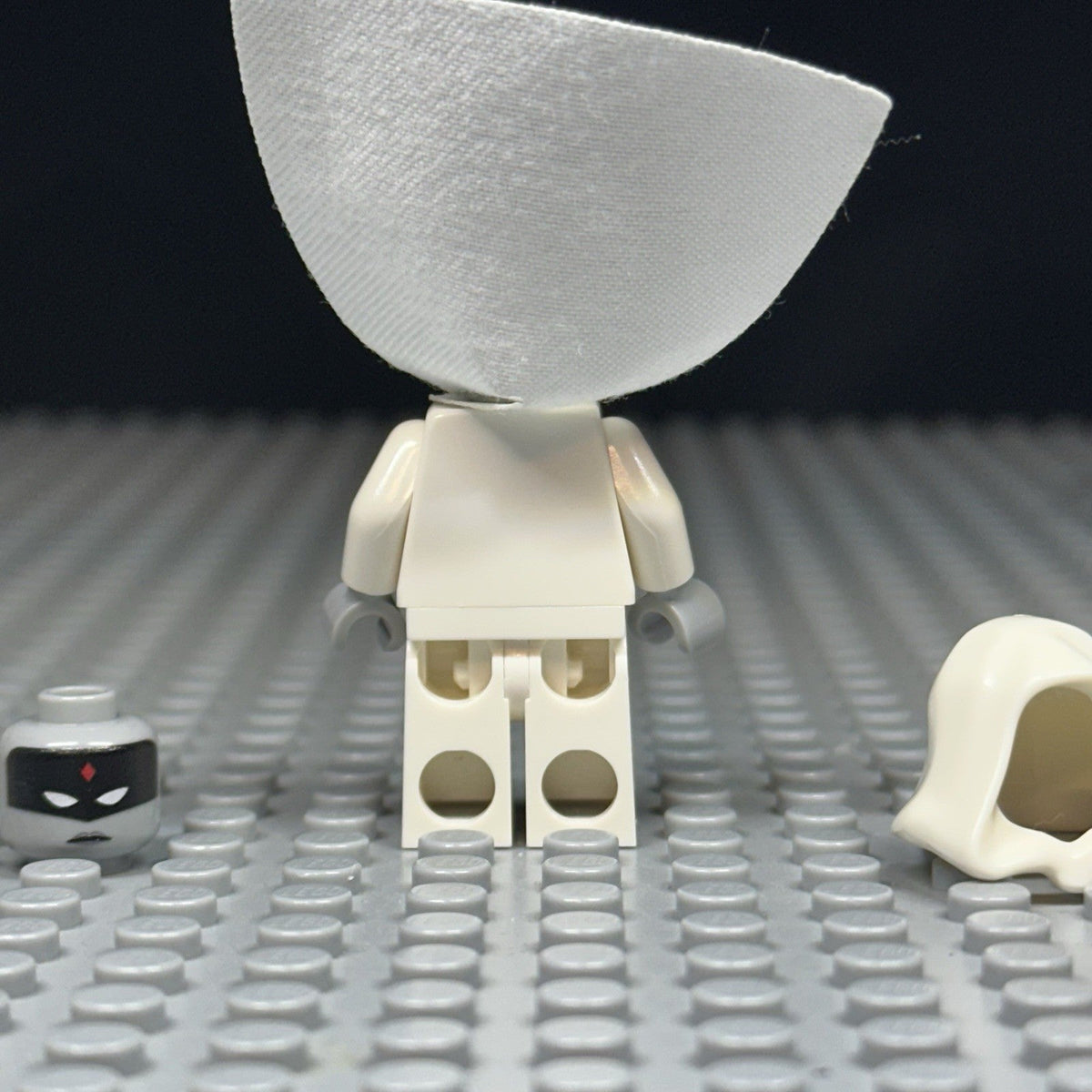 White Sorceress Minifigure