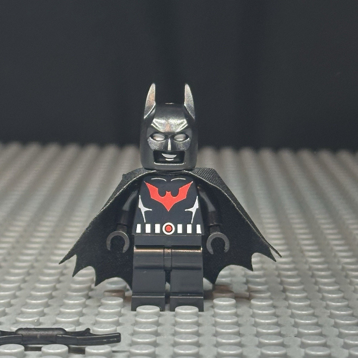 Futuristic Shadow Knight minifigure type 1 & 2 (x2 figs)