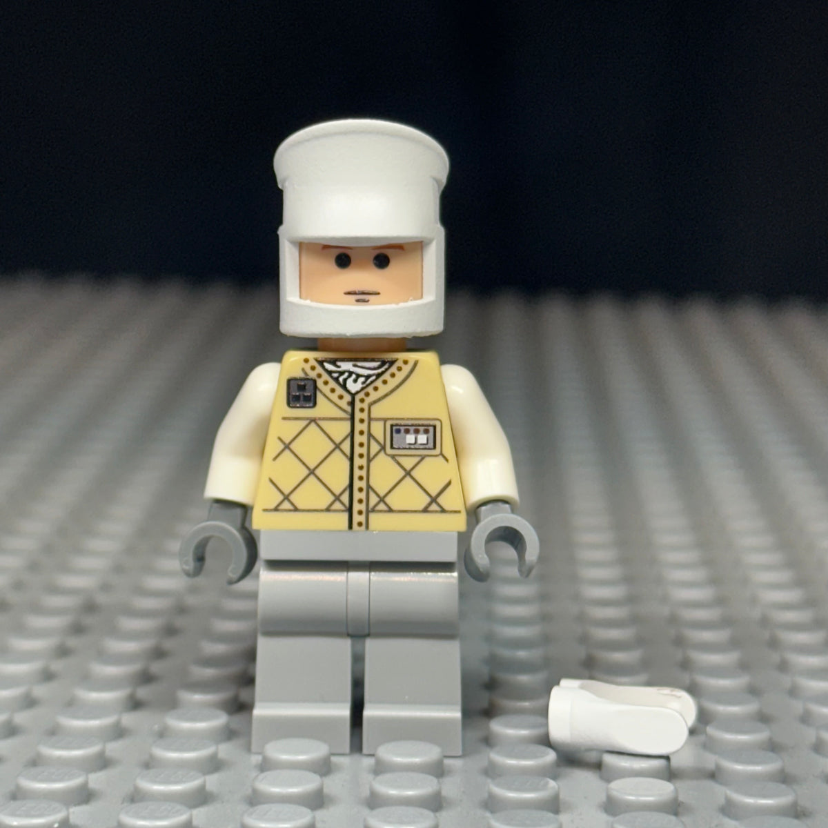 TCS Frost Walker Luke Hoth Minifigure