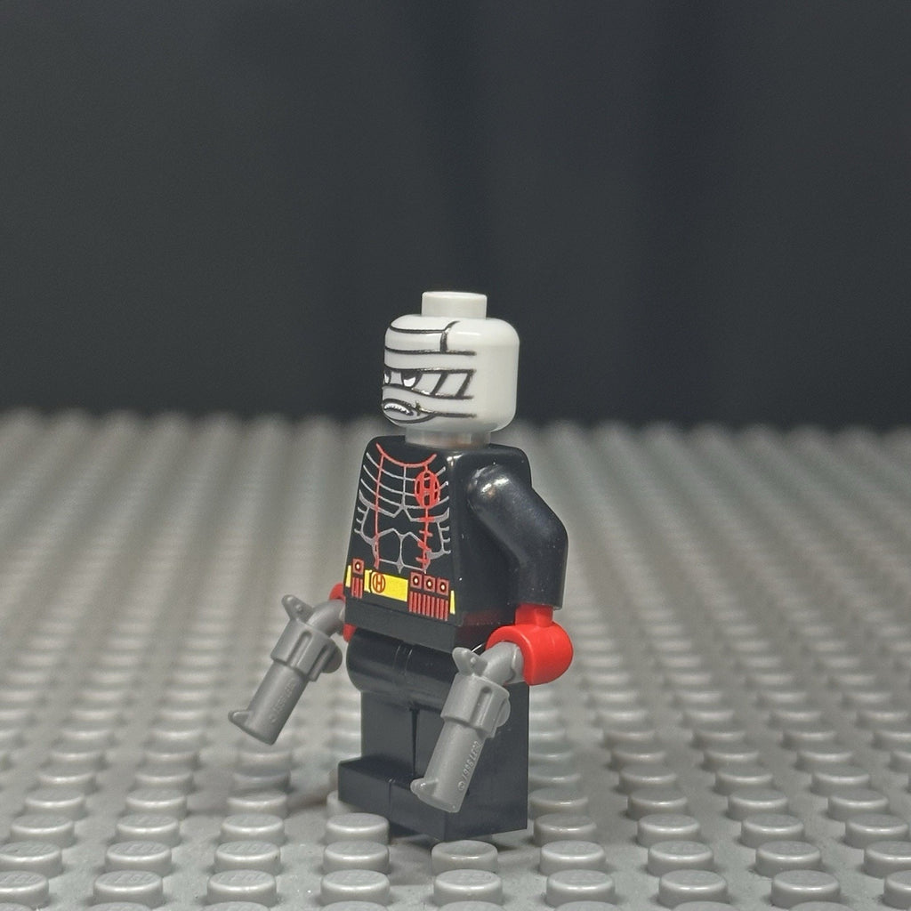 Bandaged silent Villain Minifigure