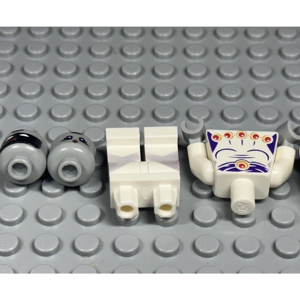 White Sorceress Minifigure